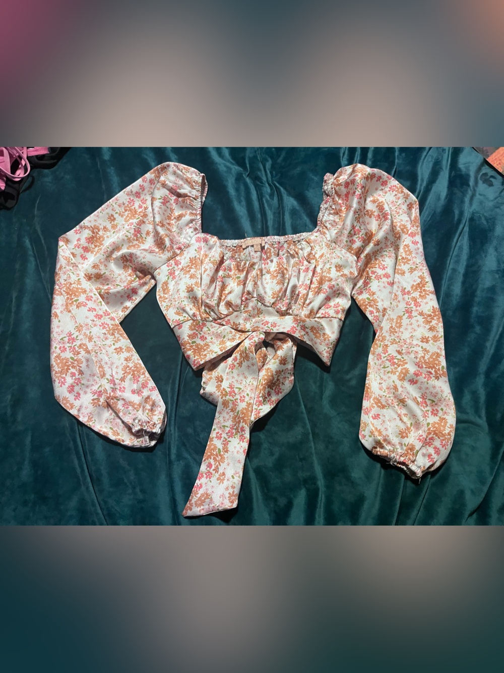 Floral Long Sleeve Tie-Front Crop Top - Pink